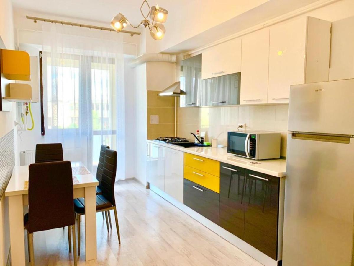 Karina New Flat Near Palas Mall Iasi Eksteriør billede