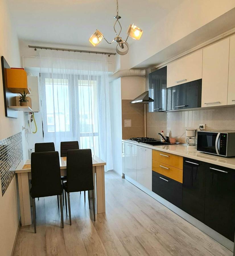 Karina New Flat Near Palas Mall Iasi Eksteriør billede