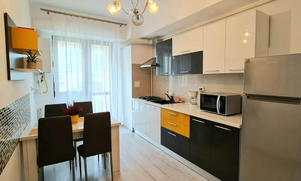Karina New Flat Near Palas Mall Iasi Eksteriør billede